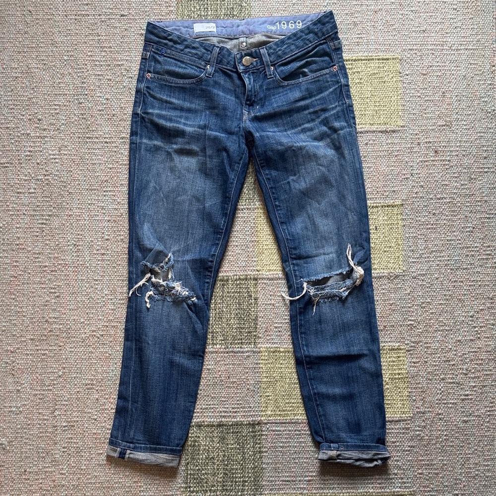 1969 Mid-Rise Distressed Boyfriend Jeans in Dark Blue